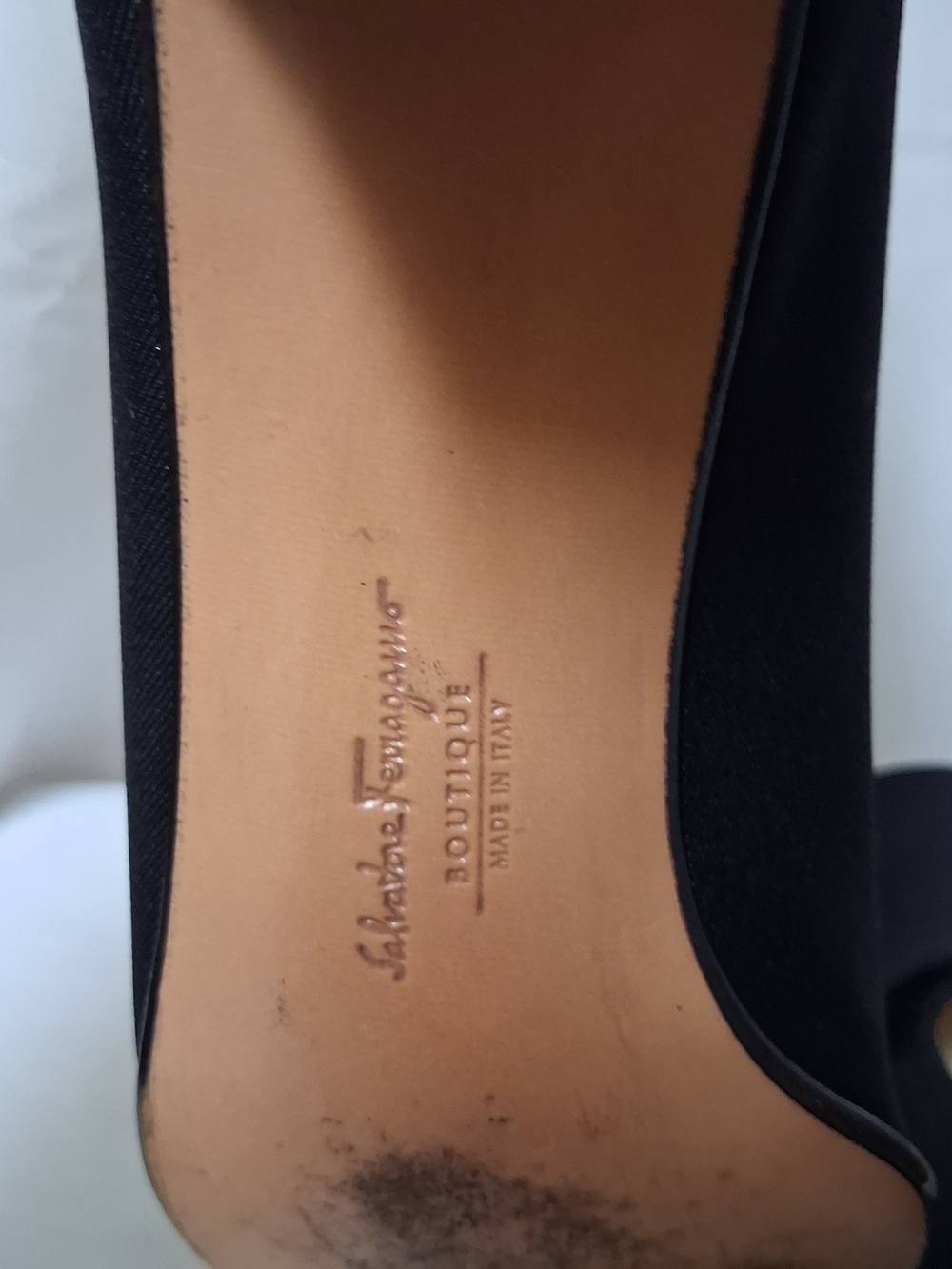 Salvatore Ferragamo Boutique Black Fabric Buckle Block Heel Pumps Made in Italy - Picture 9 of 11